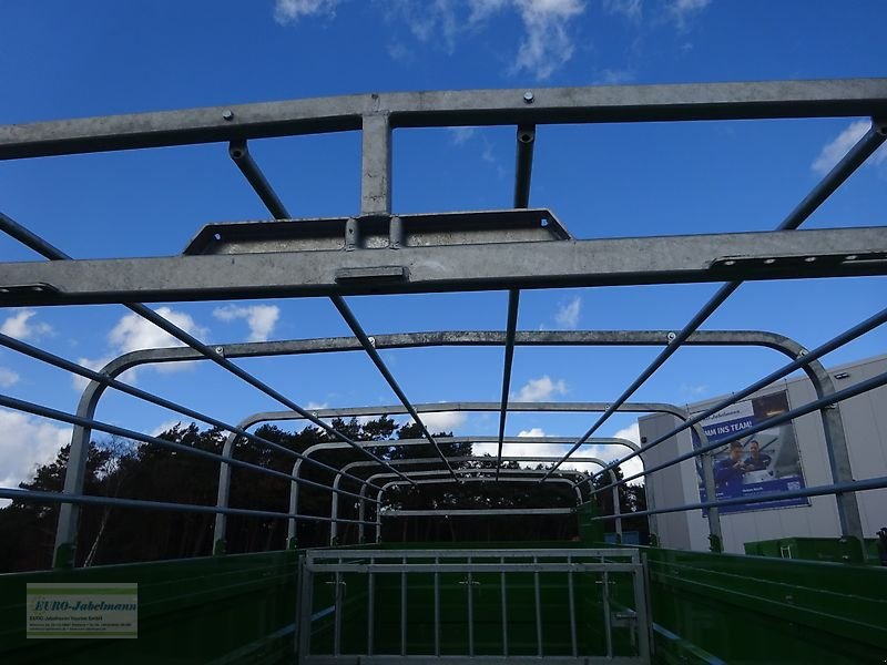 Anhänger des Typs PRONAR Viehtransportanhänger Kurier 46/2, 12 to, absenkbar, NEU, sofort ab Lager, Neumaschine in Itterbeck (Bild 21)