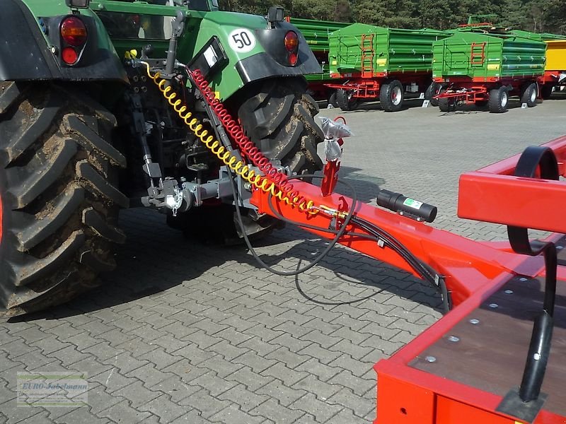 Tieflader des Typs Unia ´ßTransportplattform / Tieflader PL-6, hydr. absenkbar, Lenkachse möglich, Neumaschine in Itterbeck (Bild 20)