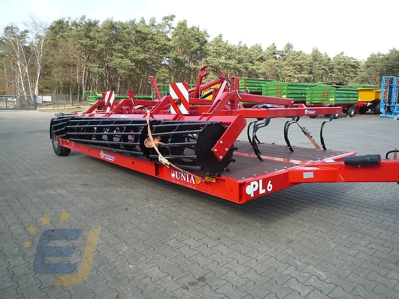 Tieflader des Typs Unia Transportplattform / Tieflader PL-6, hydr. absenkbar, Lenkachse möglich, Neumaschine in Itterbeck (Bild 15)