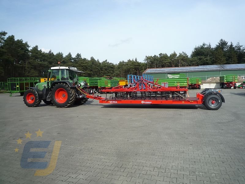 Tieflader des Typs Unia Transportplattform / Tieflader PL-6, hydr. absenkbar, Lenkachse möglich, Neumaschine in Itterbeck (Bild 14)