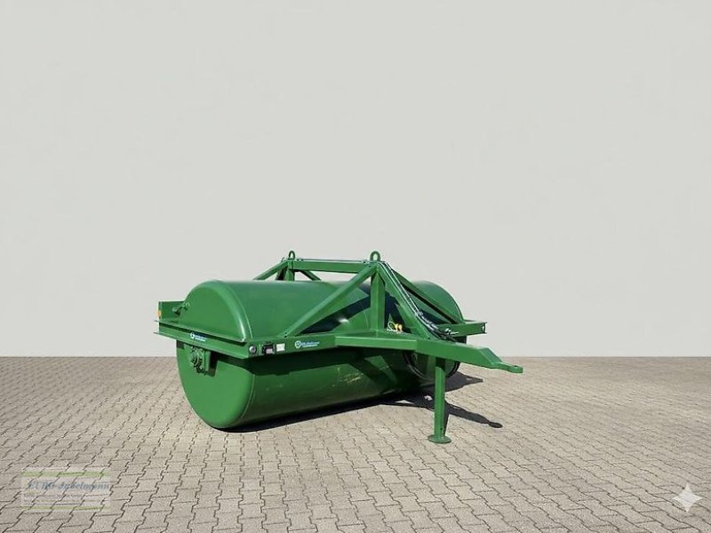 Walze des Typs JAKO Wiesenwalze M 275 mit Fahrgestell (ungebremst), Neumaschine in Itterbeck (Bild 1)