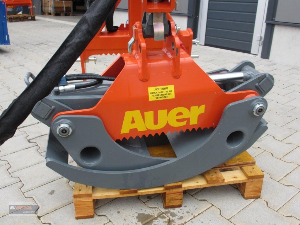 Ladekrane & Rückezange des Typs Auer HRZ 1300 & 1700 ECO, Ausstellungsmaschine in Lichtenfels (Bild 5)