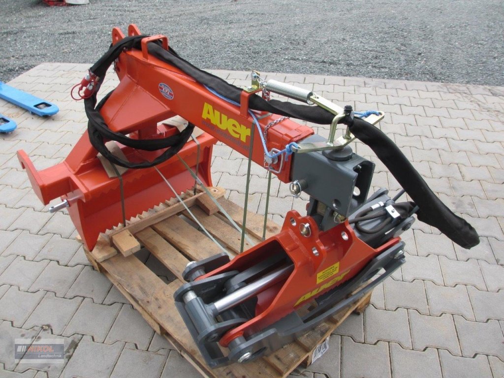 Forstgreifer und Zange des Typs Auer HRZ 1700 EFT, Ausstellungsmaschine in Lichtenfels (Bild 5)