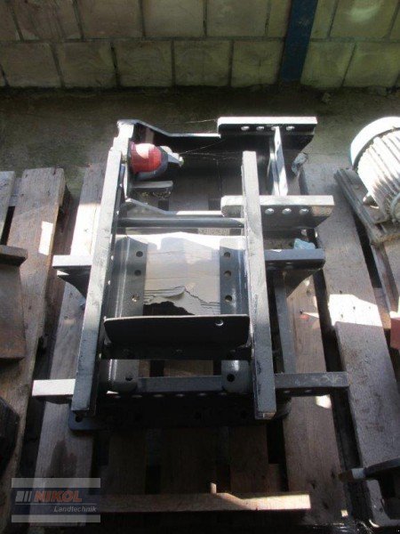 Sonstiges Traktorzubehör des Typs Sonstige Schlepper Anhängebock mit oder ohne Kugel für Deutz, Gebrauchtmaschine in Lichtenfels (Bild 1)