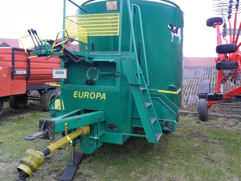 Futtermischwagen des Typs Omix , Gebrauchtmaschine in Thanstein (Bild 2)