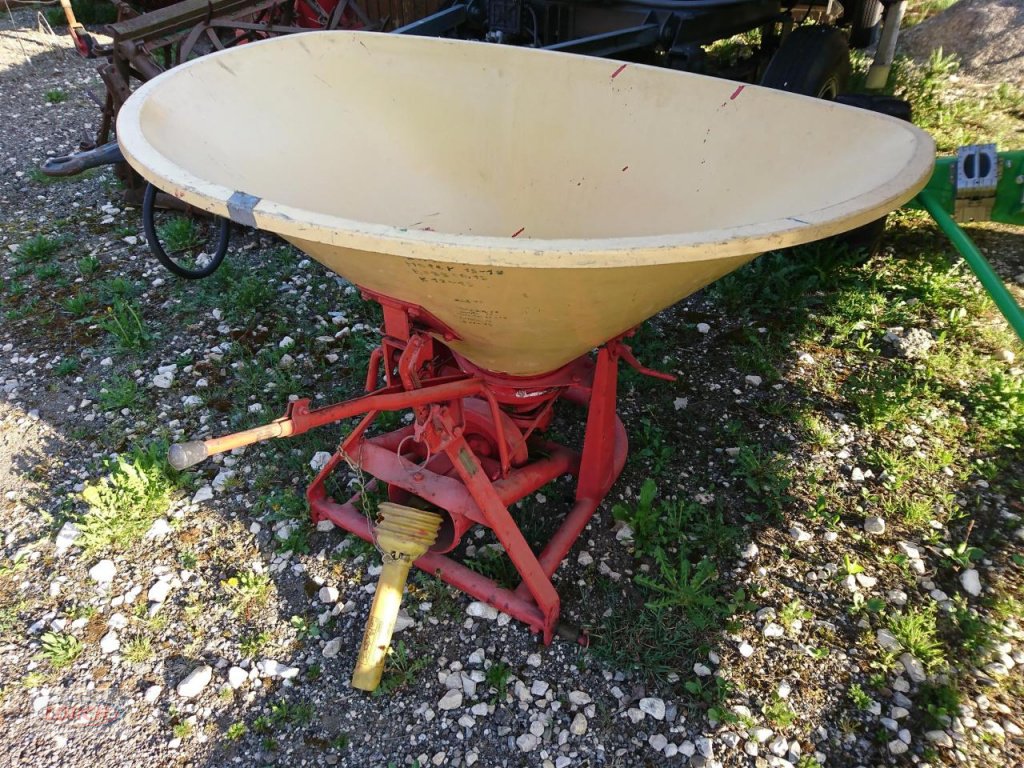 Düngerstreuer des Typs Vicon Pendelstreuer, Gebrauchtmaschine in Trochtelfingen (Bild 2)