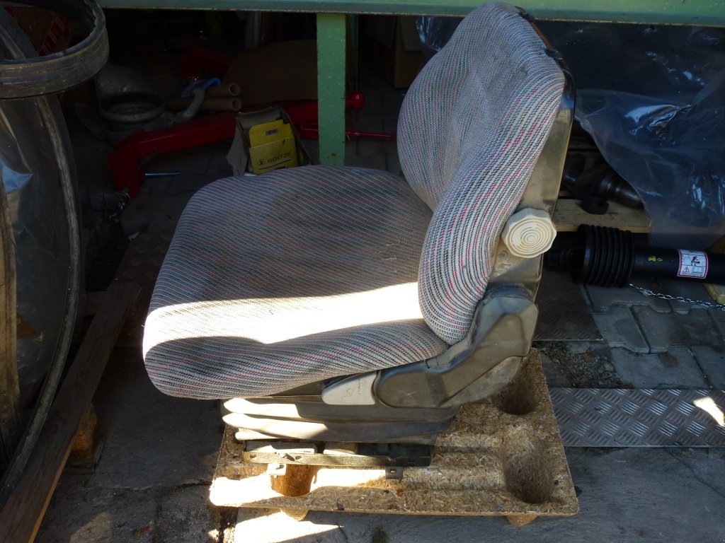 Sonstiges Traktorzubehör des Typs Grammer MSG, Gebrauchtmaschine in Waldkraiburg (Bild 2)