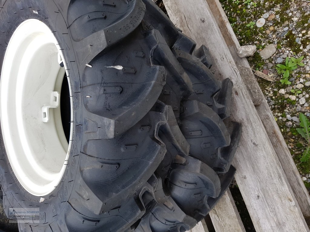 Rad des Typs Kleber 260/70R16, Neumaschine in Lichtenau Stadtgebiet (Bild 1)