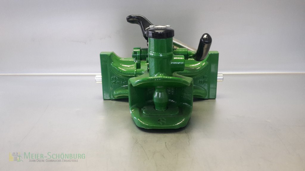 Anhängevorrichtung des Typs John Deere 6000,6010,6020,6030, R-Serie 6..., Neumaschine in Pocking (Bild 2)