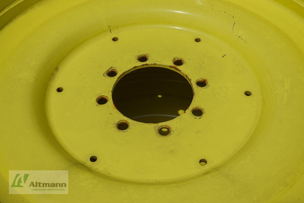 Rad des Typs BKT 480/80 R46 BKT RT855 10Loch Fixfelge, Neumaschine in Lanzenkirchen (Bild 2)