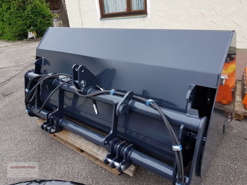 Frontladerzubehör des Typs Dominator Hochkippschaufel Goliath 240 cm 2m³, Neumaschine in Tarsdorf (Bild 1)