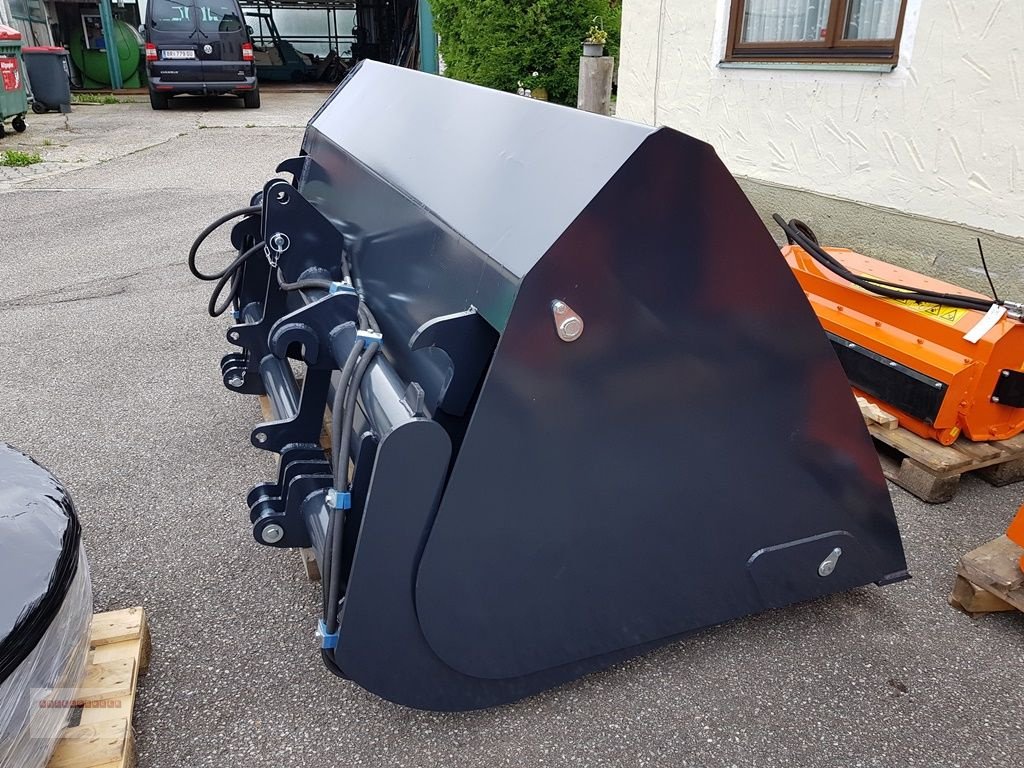Frontladerzubehör des Typs Dominator Hochkippschaufel Goliath 240 cm 2m³, Neumaschine in Tarsdorf (Bild 3)