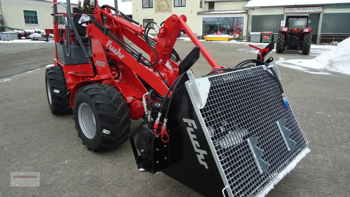 Frontladerzubehör des Typs Dominator Betonmischerschaufel BMS 1300, Neumaschine in Tarsdorf (Bild 5)
