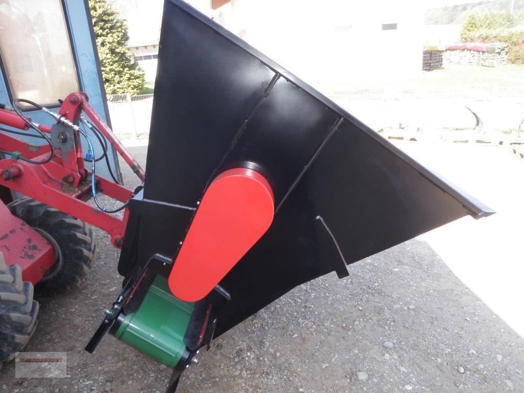 Frontladerzubehör des Typs Dominator Einstreugerät NEU für Hoflader, Frontlader uvm., Neumaschine in Tarsdorf (Bild 5)
