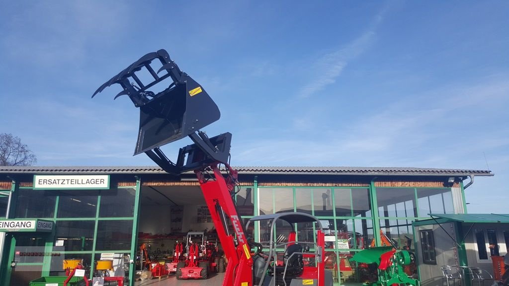 Hoflader des Typs Fuchs Hochkippschaufel mit Krokodilgebiss für Hoflader, Neumaschine in Tarsdorf (Bild 6)
