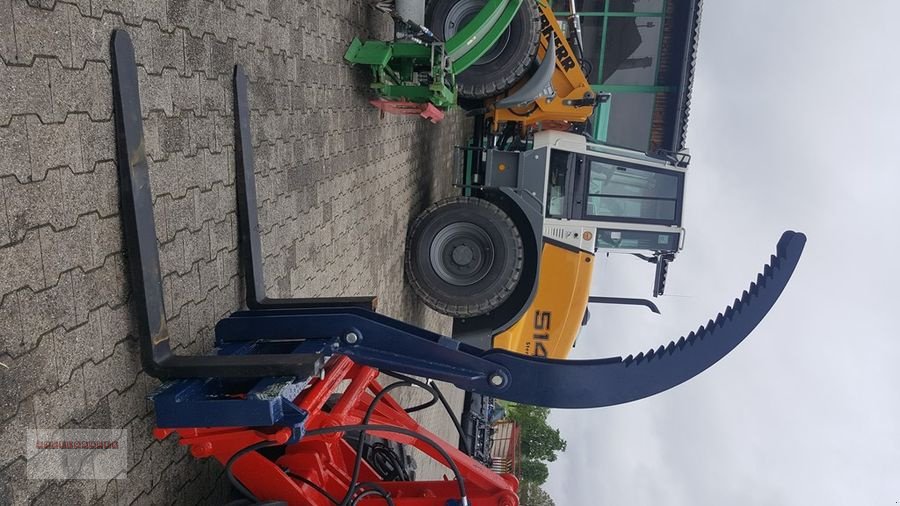 Frontladerzubehör des Typs Dominator Palettengabel mit Niederhalter hydr. EURO, Gebrauchtmaschine in Tarsdorf (Bild 8)