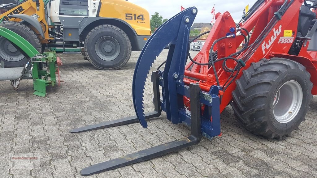 Frontladerzubehör des Typs Dominator Palettengabel mit Niederhalter hydr. EURO, Gebrauchtmaschine in Tarsdorf (Bild 4)