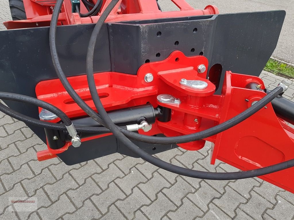 Hoflader des Typs Fuchs Baggerarm Dominator HD 2 PLUS hydr. schwenkbar, Gebrauchtmaschine in Tarsdorf (Bild 3)