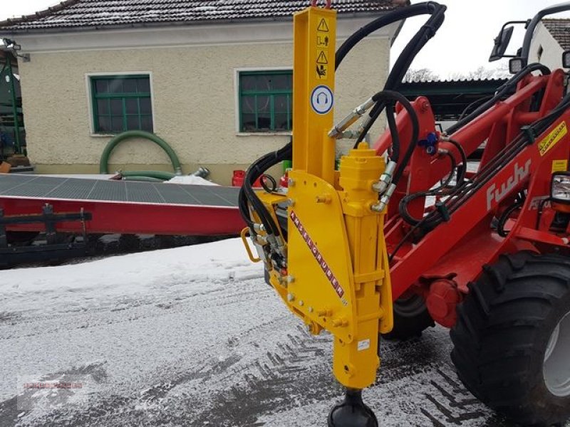 Ladeschaufel des Typs Dominator Pfahlramme, Gebrauchtmaschine in Tarsdorf (Bild 4)