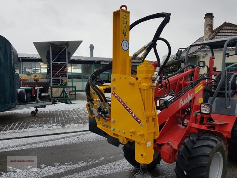 Ladeschaufel des Typs Dominator Pfahlramme, Gebrauchtmaschine in Tarsdorf (Bild 13)