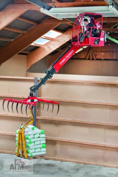 Turmdrehkran des Typs Stepa Hängedrehkran Teleskop, Neumaschine in Haselbach (Bild 10)