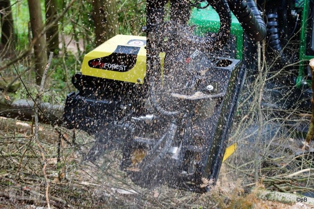 Aggregat & Anbauprozessor des Typs AFM AFM 35, Neumaschine in Bodenwöhr/ Taxöldern (Bild 5)