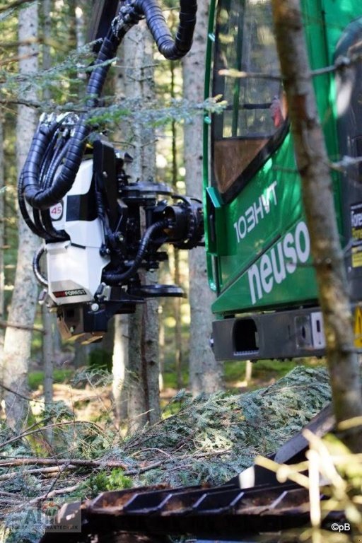 Aggregat & Anbauprozessor des Typs AFM AFM 35, Neumaschine in Bodenwöhr/ Taxöldern (Bild 7)