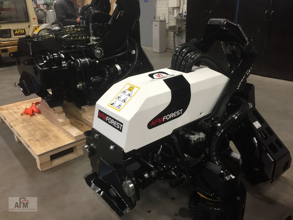 Aggregat & Anbauprozessor des Typs AFM AFM 35, Neumaschine in Bodenwöhr/ Taxöldern (Bild 2)