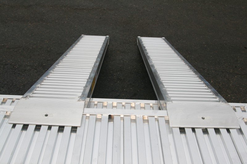 Sonstige Transporttechnik des Typs Sonstige Auffahrrampen  25/33 Alurampen Rampe, Neumaschine in Petting (Bild 4)