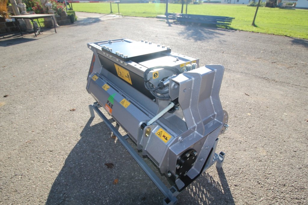 Sonstiges Baggerzubehör des Typs FAE DML/HY 125 VT Forstmulcher, Neumaschine in Petting (Bild 1)