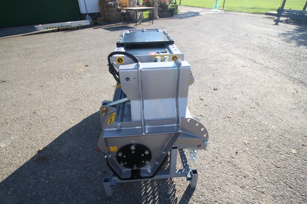 Sonstiges Baggerzubehör des Typs FAE DML/HY 125 VT Forstmulcher, Neumaschine in Petting (Bild 5)