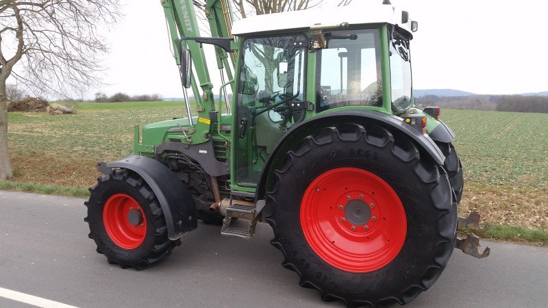 Traktor des Typs Fendt Suche Fendt der Serie 200 bis 211, Gebrauchtmaschine in Reuth (Bild 20)