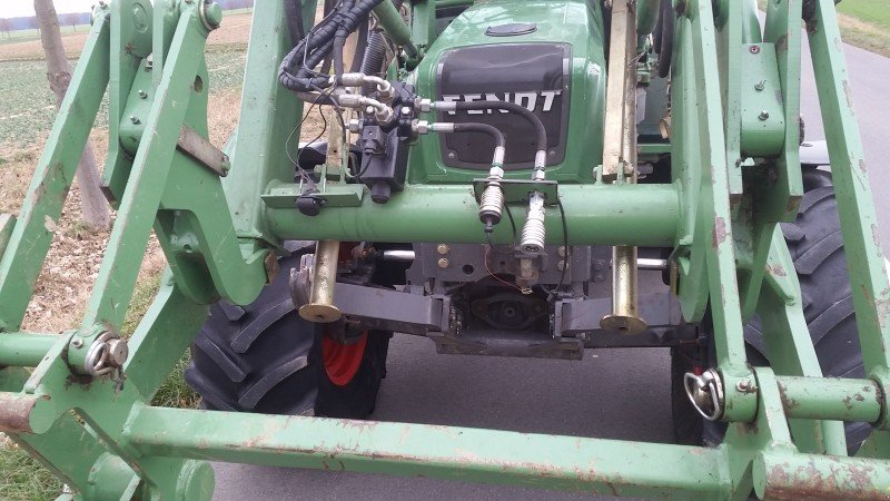 Traktor des Typs Fendt Suche Fendt der Serie 200 bis 211, Gebrauchtmaschine in Reuth (Bild 27)